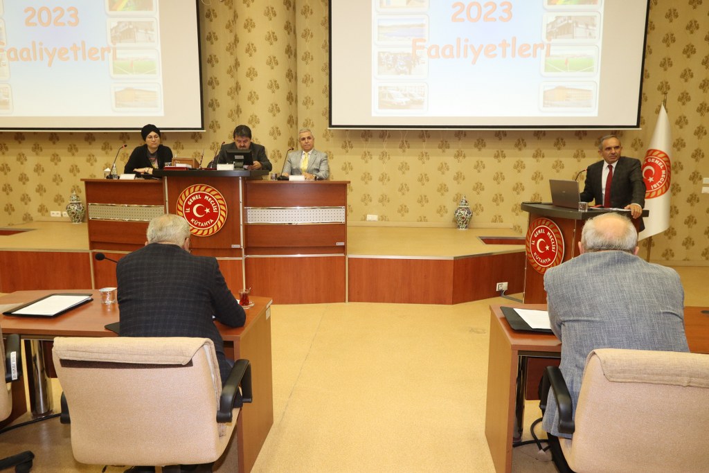 KÜTAHYA İL ÖZEL İDARESİ'NİN 2023 YILI EK BÜTÇESİ ONAYLANDI